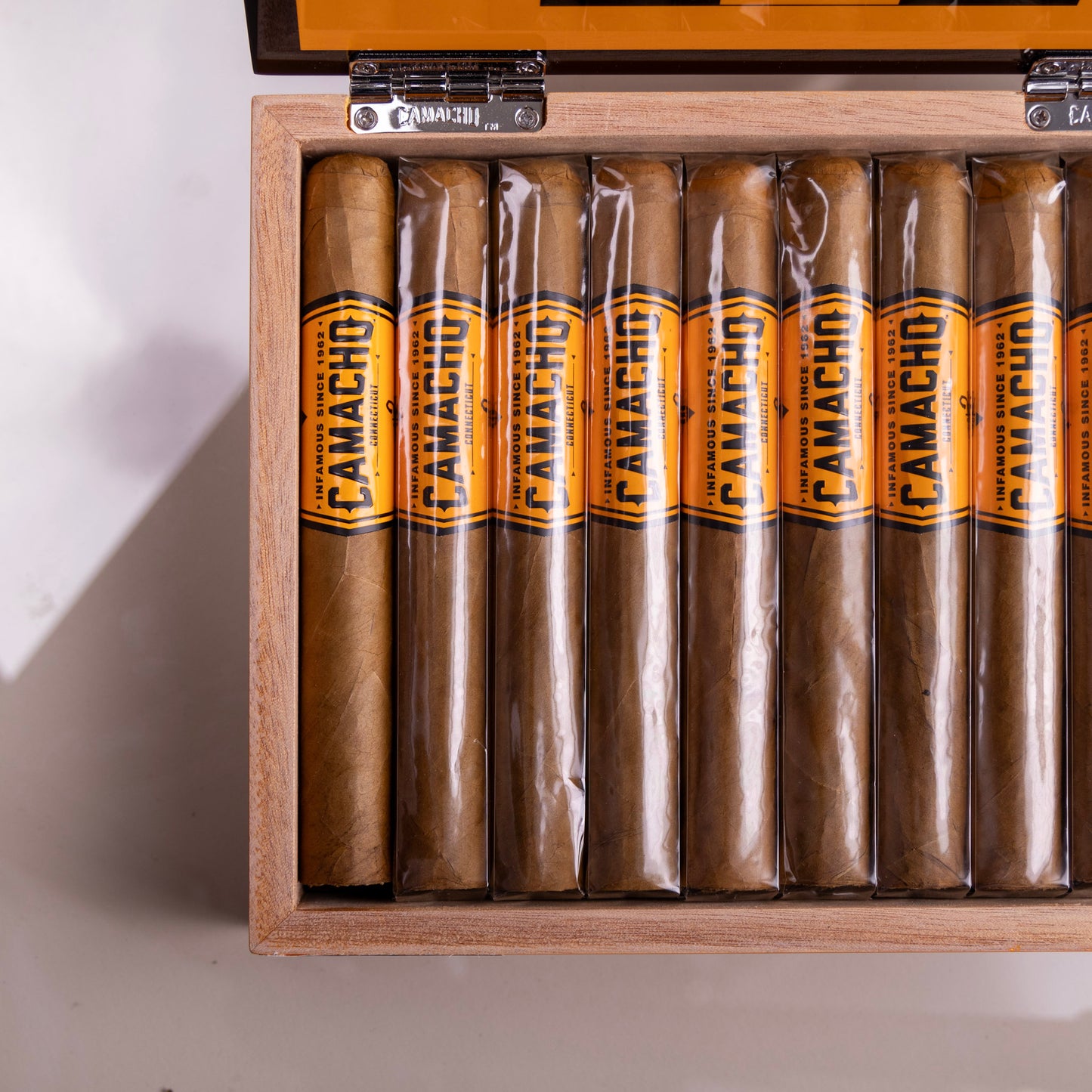 Camacho Connecticut Toro