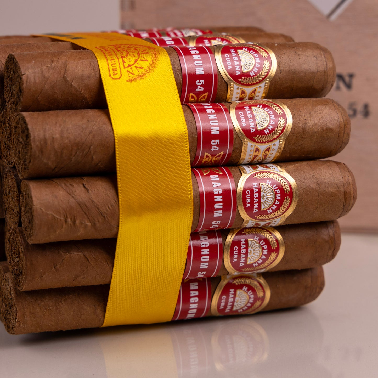 H. Upmann Magnum 54
