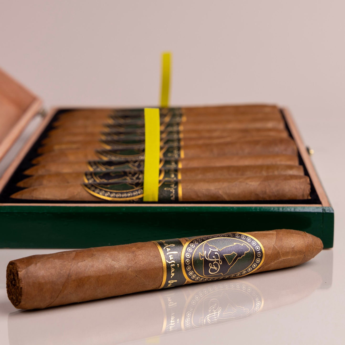 La Flor Dominicana Andalusian Bull