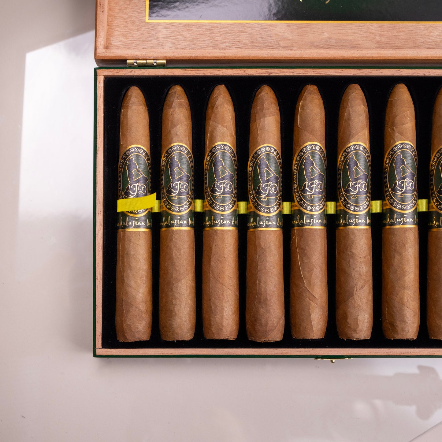 La Flor Dominicana Andalusian Bull