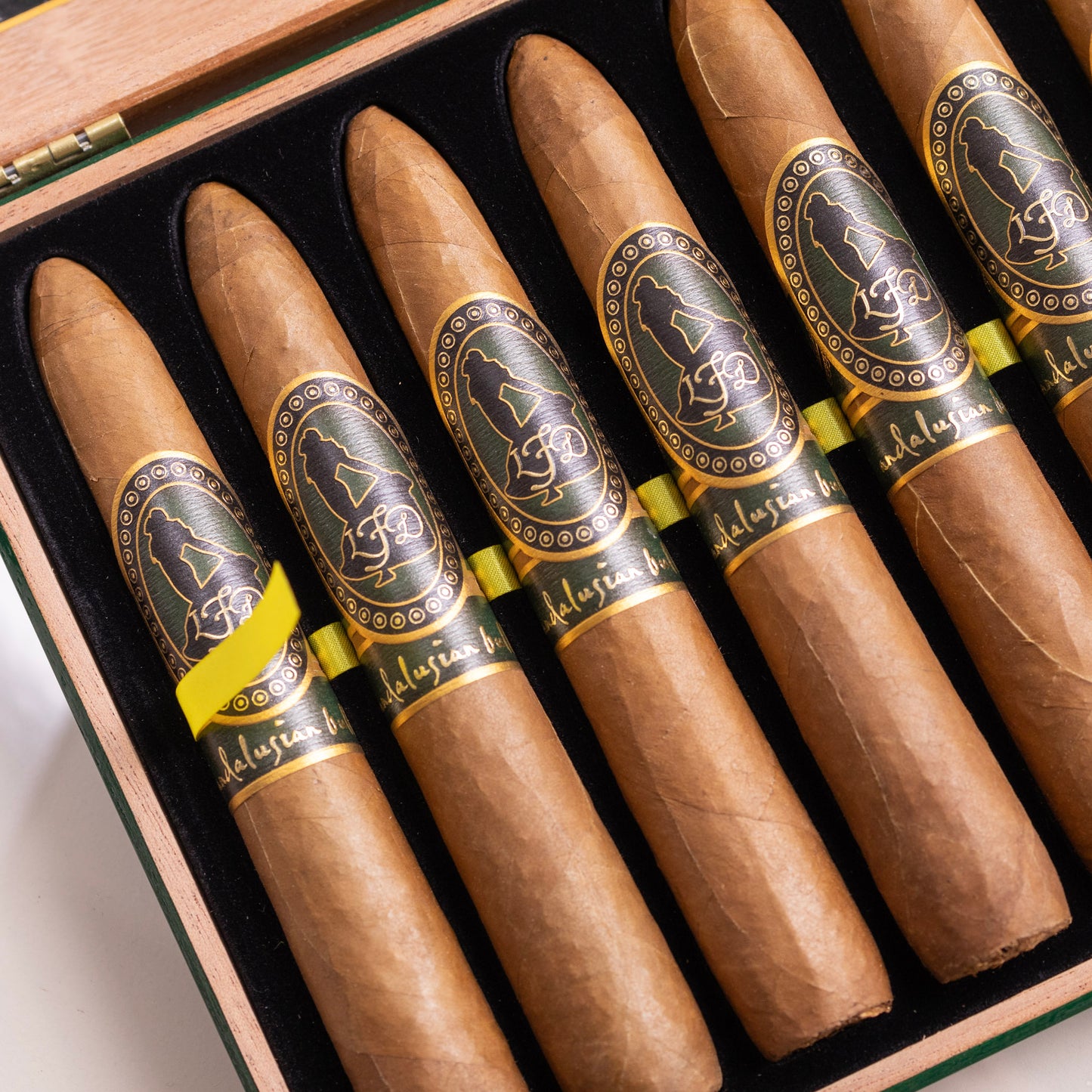 La Flor Dominicana Andalusian Bull