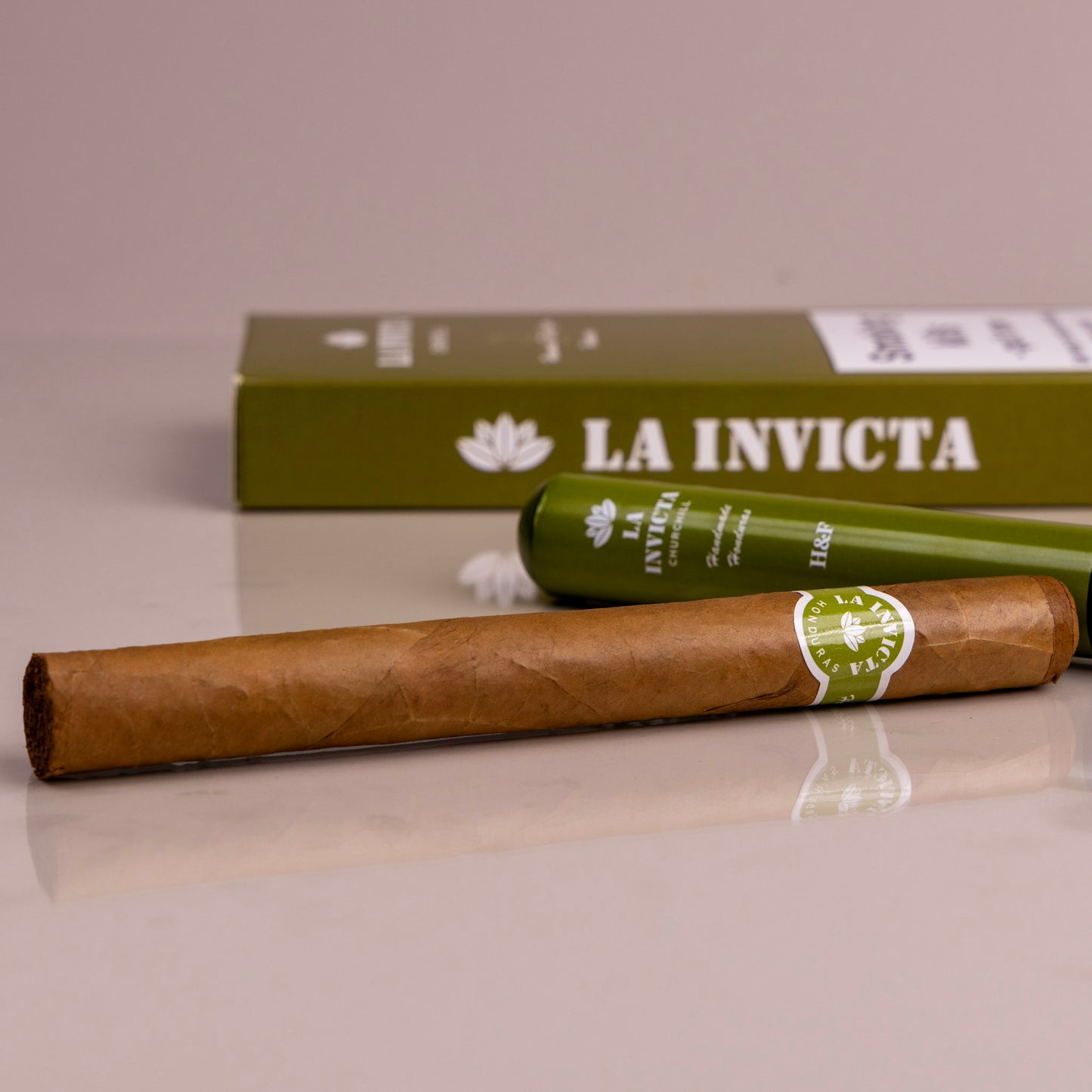 La Invicta Honduran Churchill Tubos