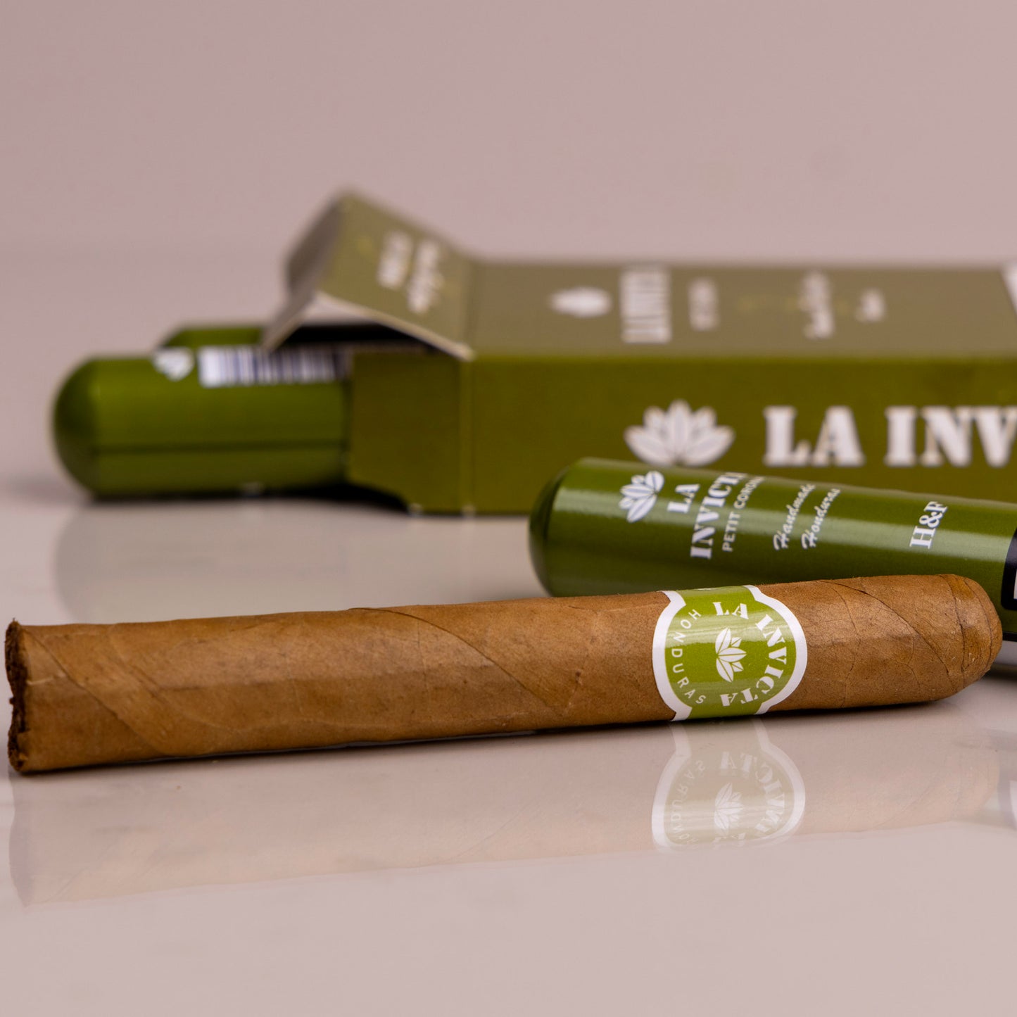 La Invicta Honduran Petit Corona Tubos