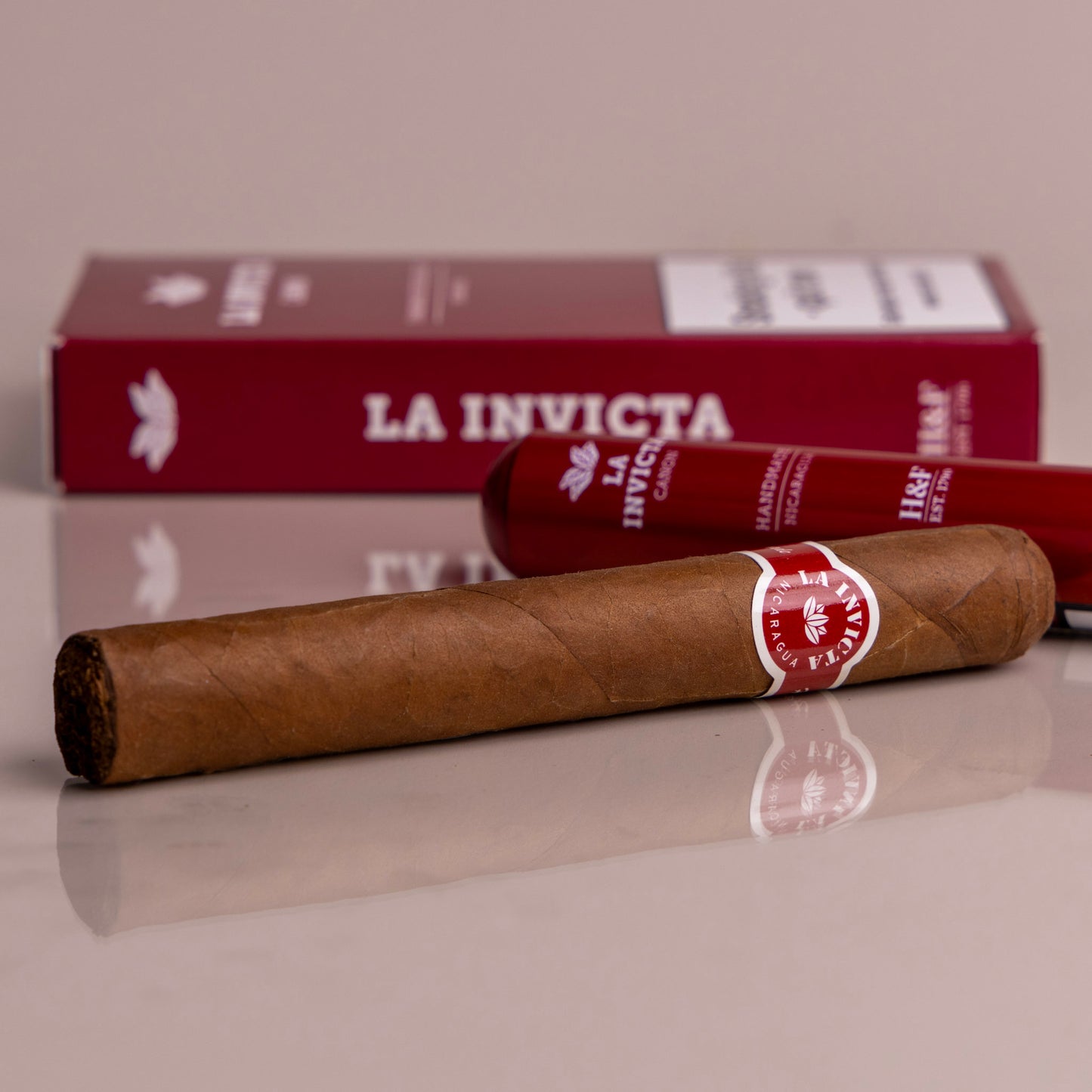 La Invicta Nicaraguan Canon Tubos